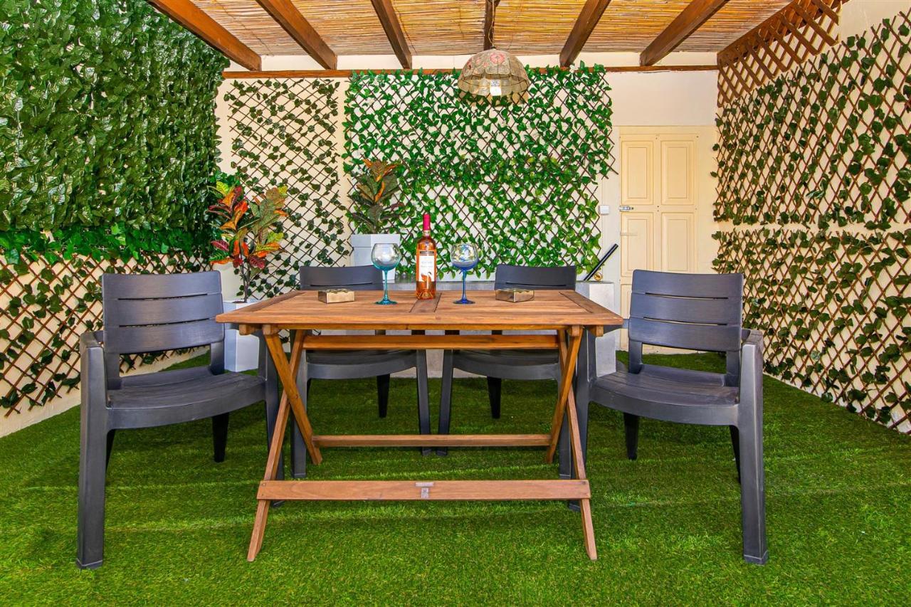 Dermatas Residence Heraklion City Center Екстер'єр фото